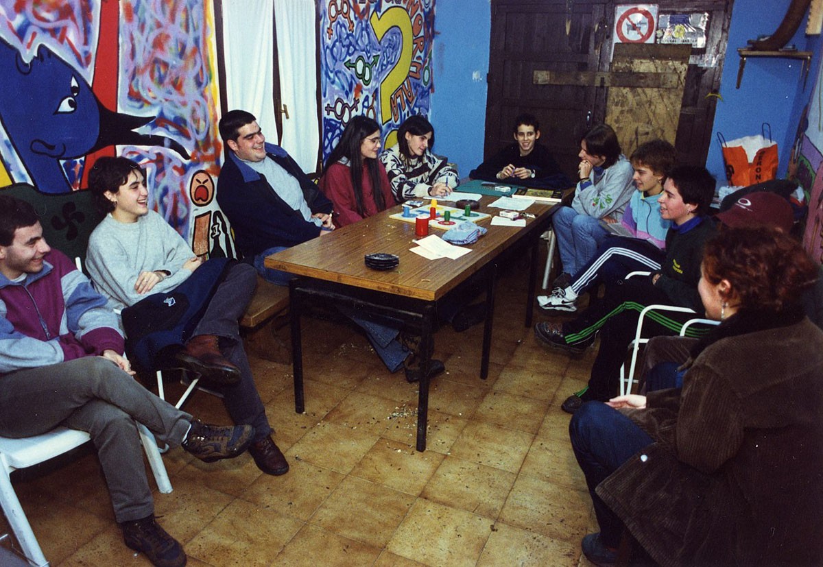 Zizurkilgo argazkiak Wikimedian