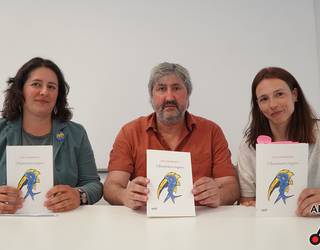 Gogoeta zaparrada, “Ulhaintsaren negarra” liburuaren aurkezpenean