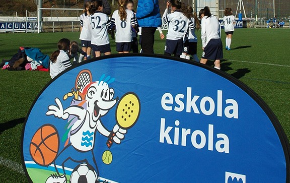 Eskola-Kirola bertan behera