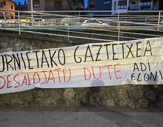 Gaztetxearen alde, Gabon giroan