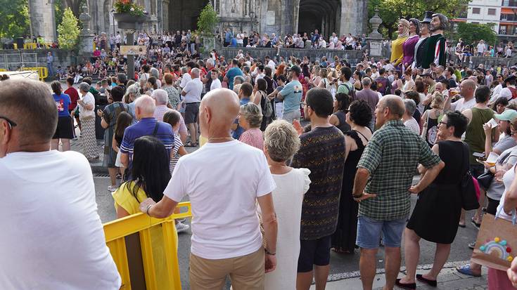 San Juan jaien lepoko zapia diseinatzeko lehiaketa zabaldu dute