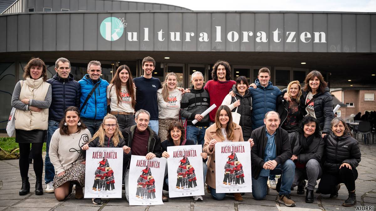 Bihotz ukitzailetzat jo dute "Axeri Dantza, herri baten erritua" dokumentala